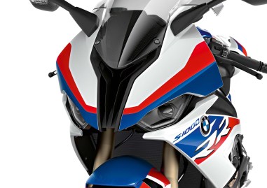 2019-BMW-S1000RR-47