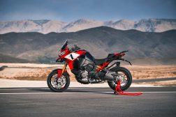2022-Ducati-Multistrada-V4-Pikes-Peak-05