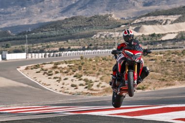 2022-Ducati-Multistrada-V4-Pikes-Peak-08