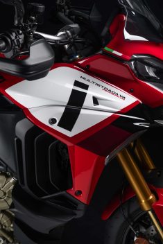 2022-Ducati-Multistrada-V4-Pikes-Peak-hi-res-28